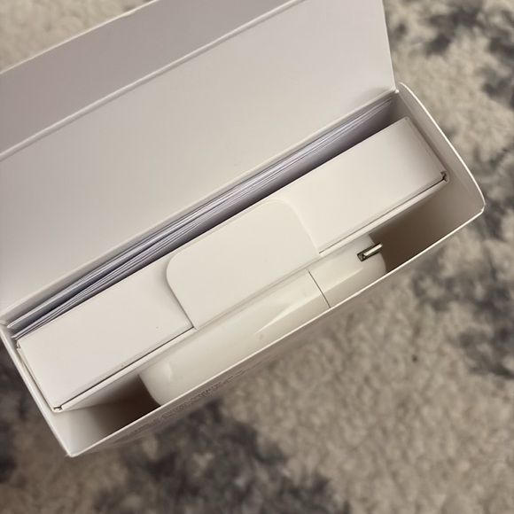 NIB Apple USB-C 70W Power Adapter - Picture 7 of 8